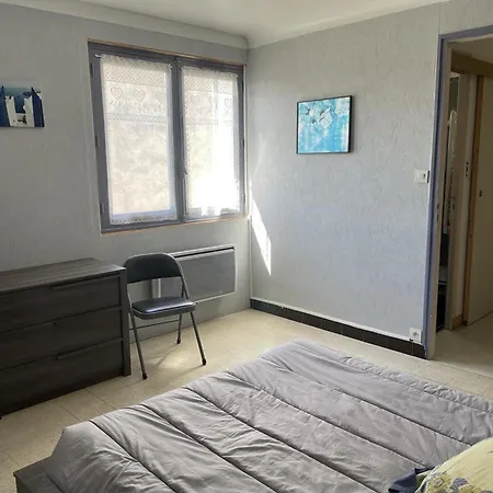 Holiday home Maison Dans Le Centre Historique De - Ideale Cures Thermales