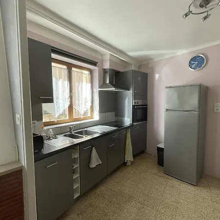 Maison Dans Le Centre Historique De - Ideale Cures Thermales