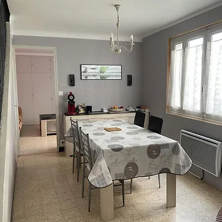 Maison Dans Le Centre Historique De - Idéale Cures Thermales Gréoux-les-Bains