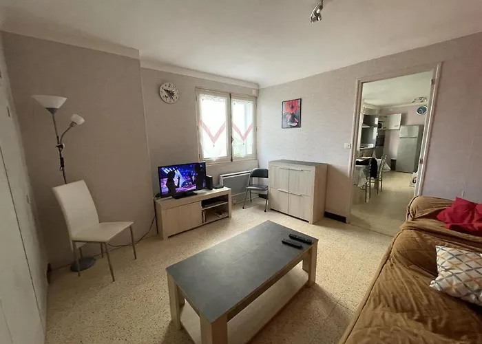 Holiday home Maison Dans Le Centre Historique De - Ideale Cures Thermales