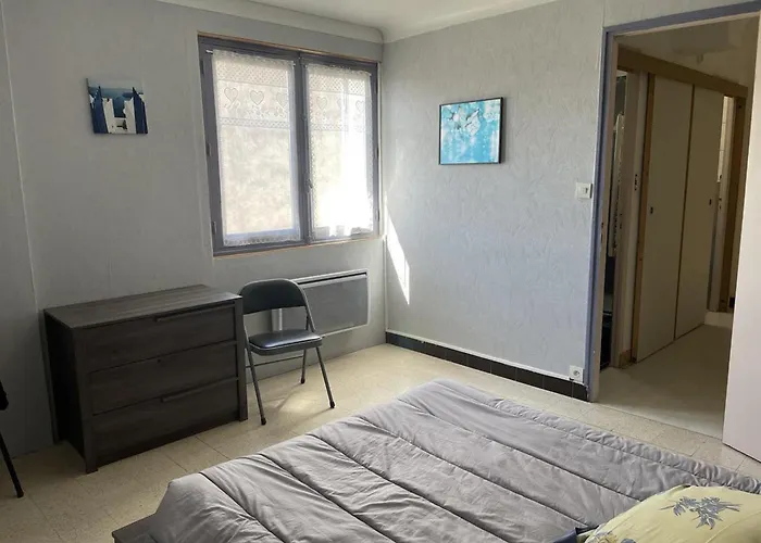 Holiday home Maison Dans Le Centre Historique De - Ideale Cures Thermales